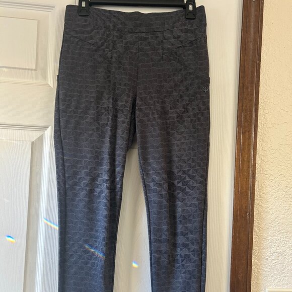 BETA Brand - very nice gray patterned yoga style work pants with lots of pockets - Picture 1 of 5